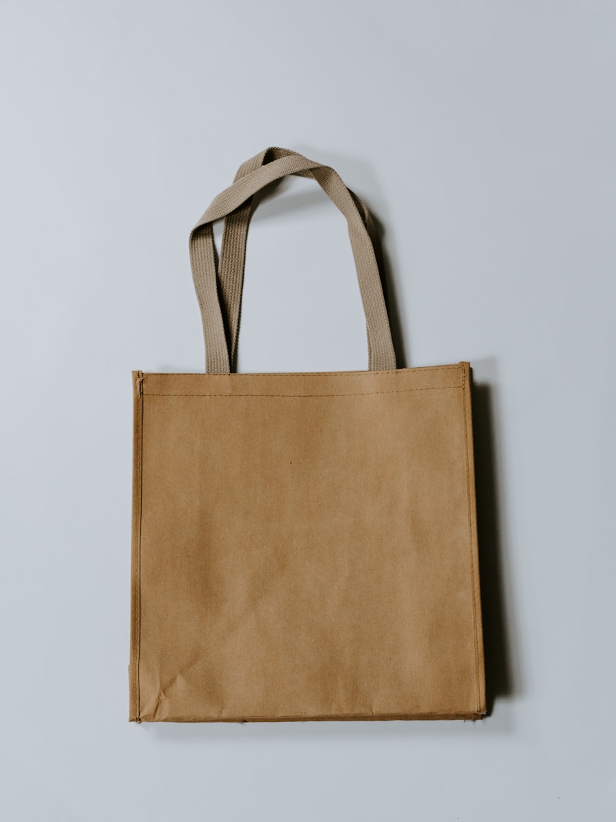 Canvas tote
